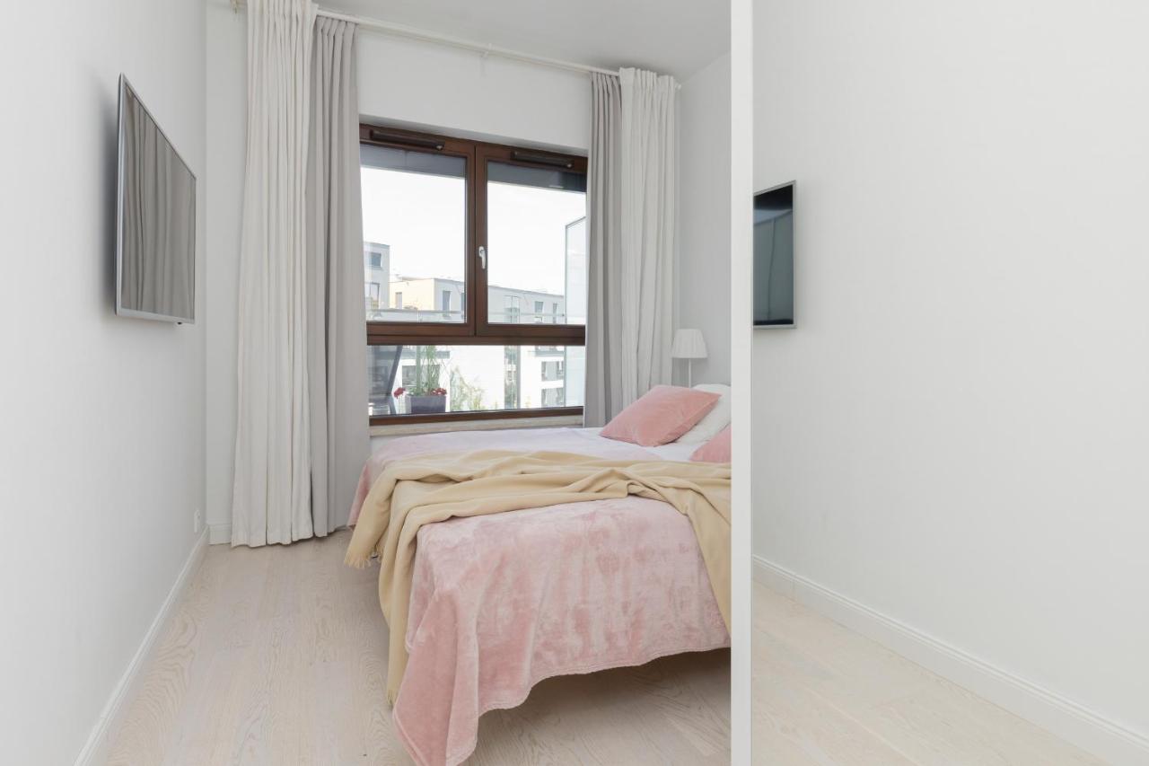 Sarmacka Apartment With Balcony Warsaw Wilanow By Noclegi Renters Exteriör bild