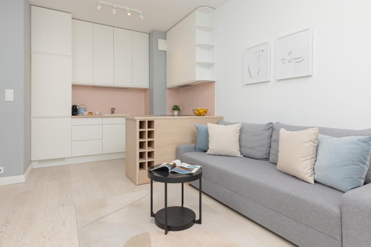 Sarmacka Apartment With Balcony Warsaw Wilanow By Noclegi Renters Exteriör bild